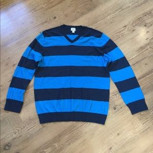 Men’s striped blue v-neck sweater